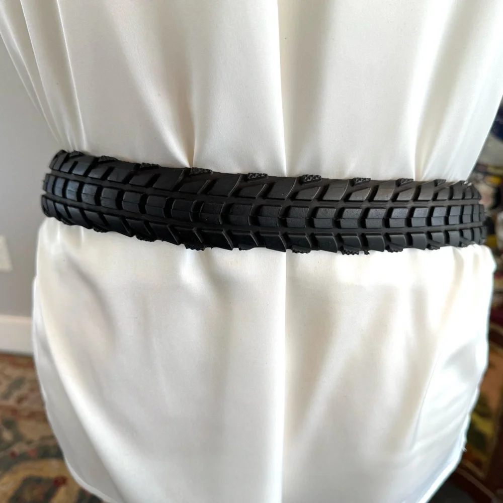Vintage Tire Black Belt